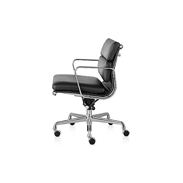 Eames Soft Pad Management Chair