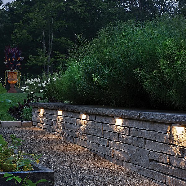 Nuvi LED Landscape Deck Light